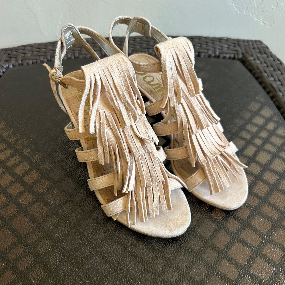 Sam Edelman Sandra Saddle Suede Fringe Wedge Sandals Business Casual Size 5.5